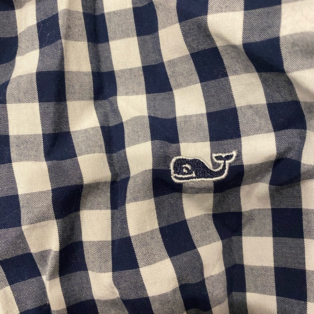Vineyard Vines Button Up - image 2